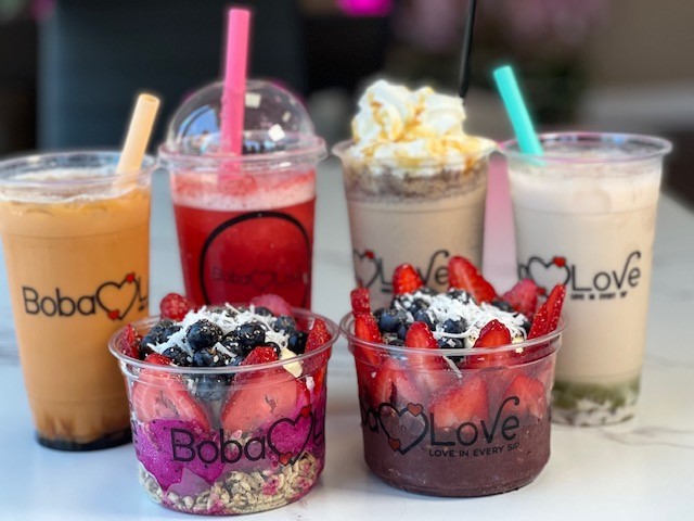 Milk teas, fruit tea and acai bowls lineup